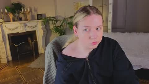 jes_solar online show from October 8, 2025, 11:52 am