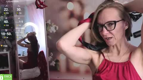 Snapshot of jesica_moon_peachyy chatting on May 10, 2026, 3:44 am jesica_moon_peachyy online show from May 10, 2026, 3:44 am