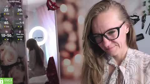 Snapshot of jesica_moon_peachyy chatting on May 11, 2026, 3:23 am jesica_moon_peachyy online show from May 11, 2026, 3:23 am