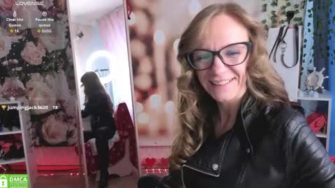 Snapshot of jesica_moon_peachyy chatting on May 16, 2026, 4:09 am jesica_moon_peachyy online show from May 16, 2026, 4:09 am