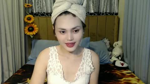 Snapshot of jess_goddes chatting on June 21, 2026, 4:31 pm jess_goddes online show from June 21, 2026, 4:31 pm
