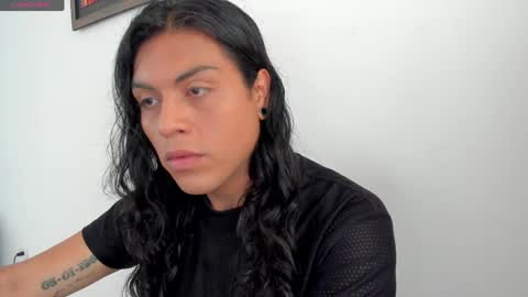 jess_hoffman online show from April 8, 2026, 1:55 pm