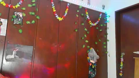 Snapshot of jess_sweett chatting on February 9, 2026, 9:08 pm Jessica online show from February 9, 2026, 9:08 pm