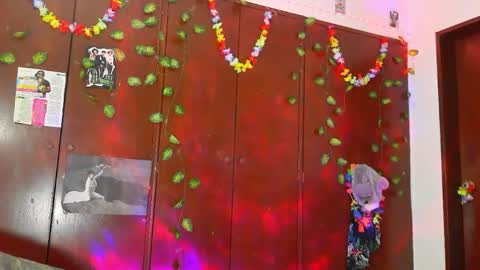 Snapshot of jess_sweett chatting on February 11, 2026, 10:37 pm Jessica online show from February 11, 2026, 10:37 pm