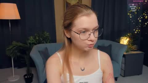 Jess online show from November 6, 2025, 9:43 am