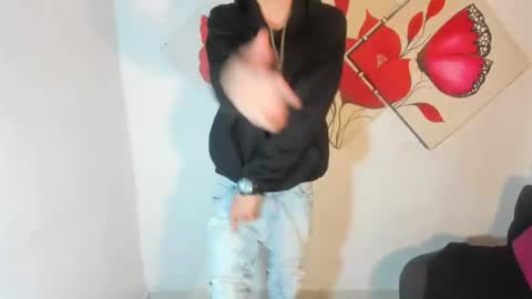 jesshot_bigcock online show from June 12, 2026, 5:39 am