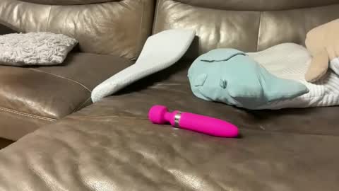 jessica8707 online show from December 4, 2025, 12:03 pm