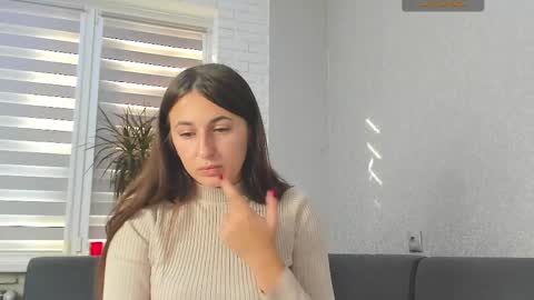 jessica__star online show from November 5, 2025, 11:10 am