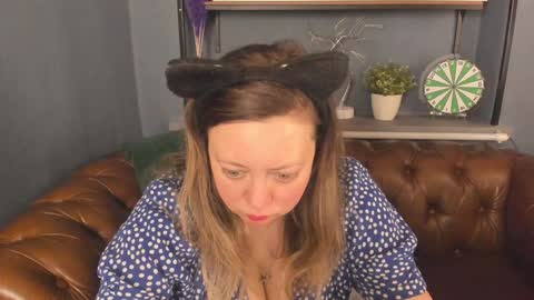 Jessica online show from January 20, 2025, 10:51 am