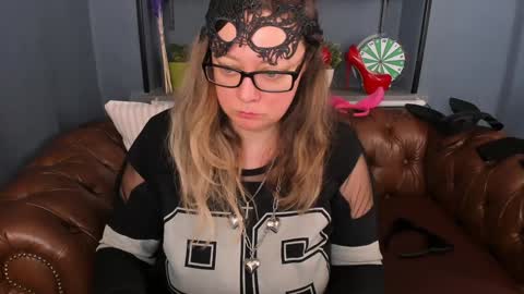 Jessica online show from January 27, 2025, 11:22 am