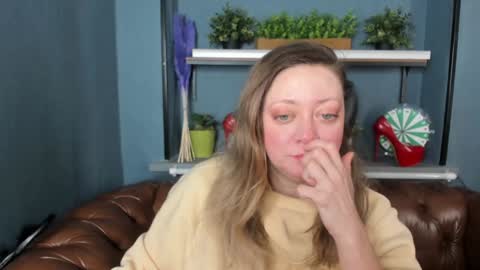 Jessica online show from February 4, 2025, 12:33 pm