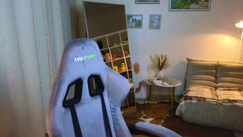 Jessy online show from December 31, 2024, 2:14 pm