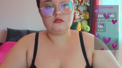 Snapshot of jessica_joy_ chatting on July 9, 2026, 7:01 am Natalia online show from July 9, 2026, 7:01 am