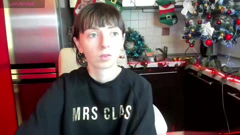 Snapshot of jessicaforris chatting on January 2, 2025, 7:44 am jessicaforris online show from January 2, 2025, 7:44 am