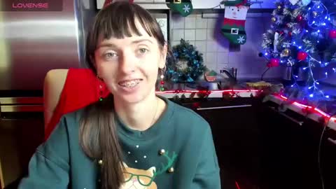 Snapshot of jessicaforris chatting on January 6, 2025, 10:57 am jessicaforris online show from January 6, 2025, 10:57 am