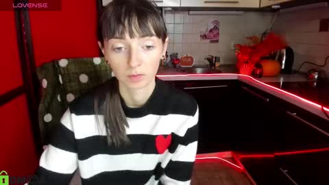 Snapshot of jessicaforris chatting on November 18, 2025, 7:57 am jessicaforris online show from November 18, 2025, 7:57 am