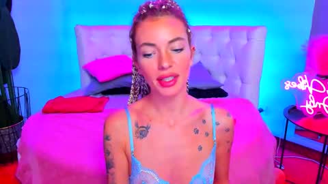 Jessy online show from October 21, 2025, 5:57 pm