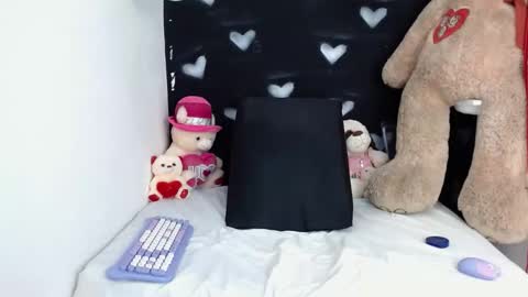 Snapshot of jessiedugalxxx chatting on September 11, 2025, 11:32 am Jessie Big Boobs online show from September 11, 2025, 11:32 am