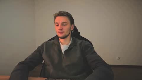 JessieRise online show from October 9, 2025, 8:29 pm