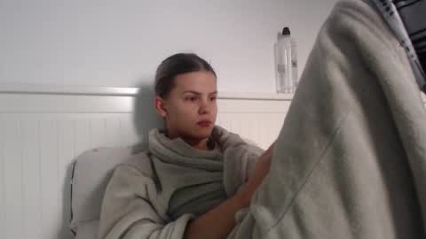 jessieryan online show from October 23, 2025, 5:18 am