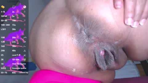 paola online show from October 17, 2025, 2:30 pm