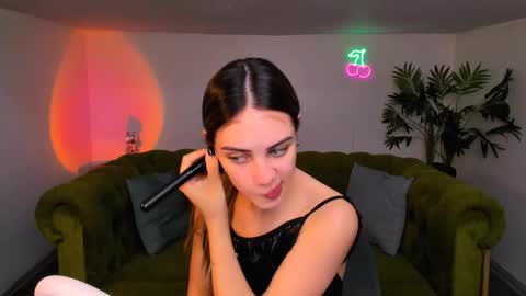 Snapshot of jesskats chatting on October 2, 2025, 6:09 am Jesskats online show from October 2, 2025, 6:09 am