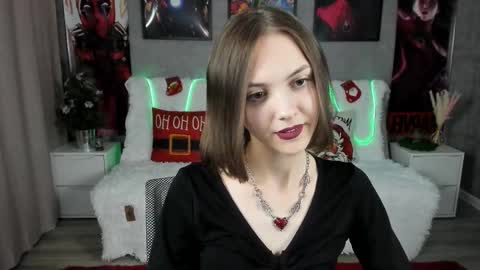 JesssWalker online show from January 13, 2025, 3:47 pm