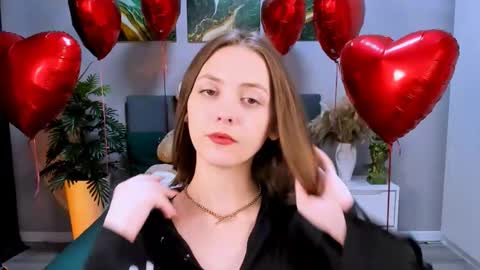 JesssWalker online show from February 19, 2025, 5:16 pm