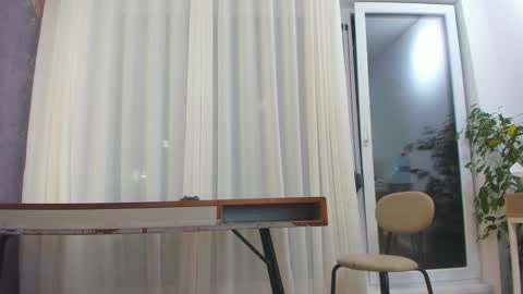 im doing any u want just ask me online show from October 25, 2025, 5:51 pm