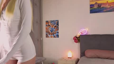 Jessy online show from April 6, 2026, 3:35 pm