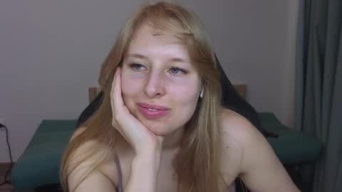 Snapshot of jessy_comely chatting on June 5, 2026, 3:07 pm Jessy online show from June 5, 2026, 3:07 pm
