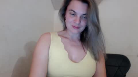 Snapshot of jessyangels chatting on April 14, 2026, 7:20 pm jessyangels online show from April 14, 2026, 7:20 pm