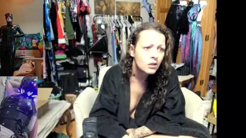 Snapshot of jessyboi0504 chatting on October 3, 2025, 11:29 am seductress Cyber Succubus online show from October 3, 2025, 11:29 am