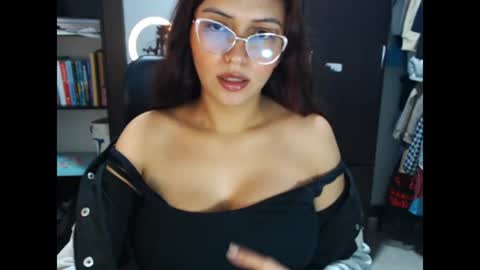 Jessy online show from July 23, 2026, 8:29 pm