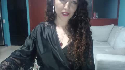 Snapshot of jessymoon00 chatting on May 25, 2026, 4:29 am jessy online show from May 25, 2026, 4:29 am