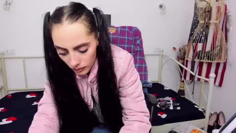 Jessy online show from February 18, 2025, 10:36 pm