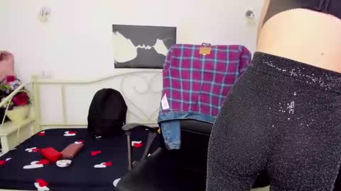 Jessy online show from February 21, 2025, 4:37 pm