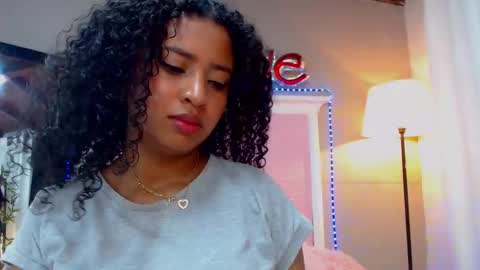 Jessy online show from March 5, 2025, 7:17 pm