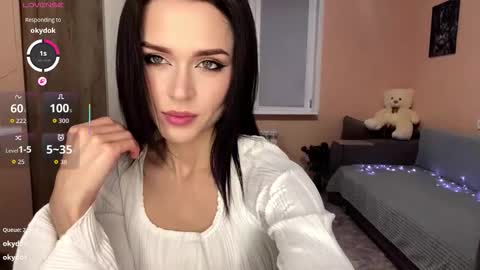 Lea online show from November 22, 2025, 4:06 pm