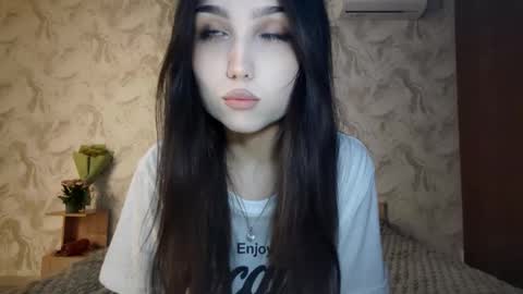 I am Gina ntmu Lets hit 10 Thumbs Up together online show from March 16, 2026, 3:16 pm