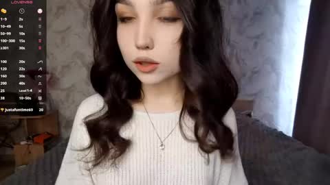 Snapshot of jettanicolay chatting on April 23, 2026, 6:36 am I am Gina ntmu Lets hit 10 Thumbs Up together online show from April 23, 2026, 6:36 am