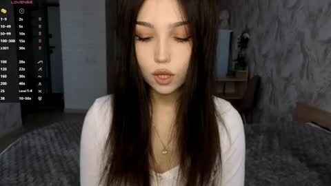 Snapshot of jettanicolay chatting on May 17, 2026, 7:17 am I am Gina ntmu Lets hit 10 Thumbs Up together online show from May 17, 2026, 7:17 am