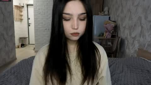 Snapshot of jettanicolay chatting on June 7, 2026, 7:34 am I am Gina ntmu Lets hit 10 Thumbs Up together online show from June 7, 2026, 7:34 am