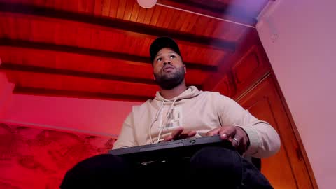 jeus_stanley online show from March 30, 2026, 3:29 am