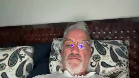 jewlronny online show from October 1, 2025, 4:40 am