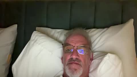 jewlronny online show from October 12, 2025, 4:50 pm