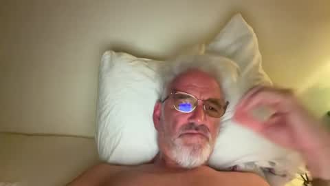 Snapshot of jewlronny chatting on June 25, 2026, 7:51 pm jewlronny online show from June 25, 2026, 7:51 pm