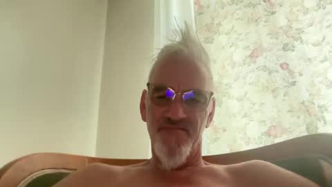 Snapshot of jewlronny chatting on June 28, 2026, 5:52 pm jewlronny online show from June 28, 2026, 5:52 pm