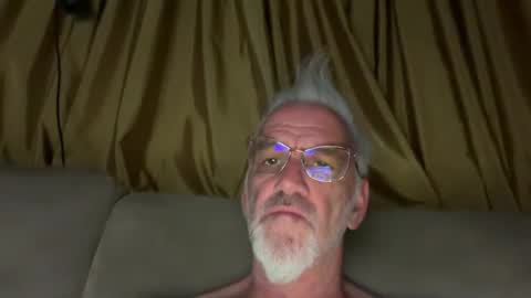 Snapshot of jewlronny chatting on July 2, 2026, 9:10 pm jewlronny online show from July 2, 2026, 9:10 pm