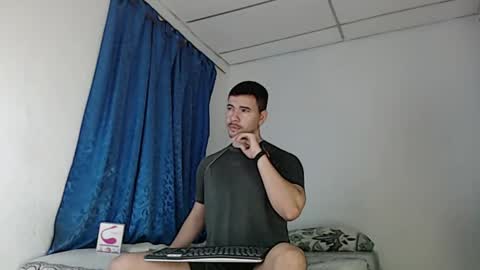 Juan David online show from March 10, 2025, 11:21 am